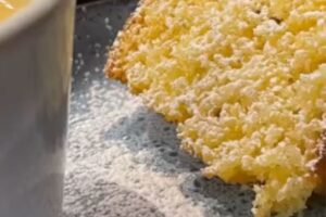 bolo simples de liquidificador fofinho